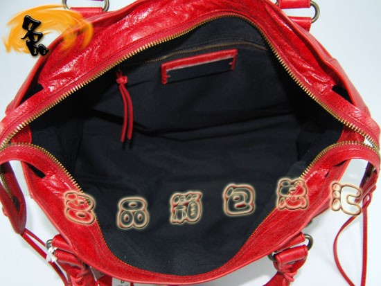 115748L  ҙC(j)܇ Balenciagaμ M(jn)Ƥr(sh)Ů  tɫ