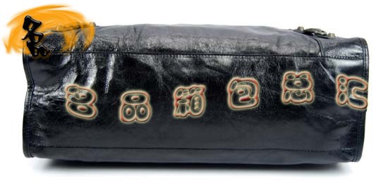 115748L  ҙC(j)܇  Balenciagaμ M(jn)ƤrŮ ɫ