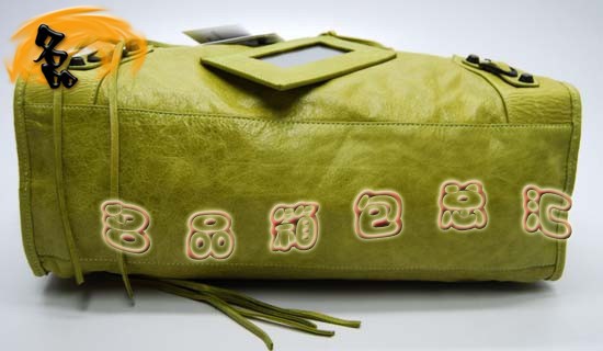 115748L Balenciagaμ  ҙC(j)܇   M(jn)Ƥr(sh)Ů \Gɫ
