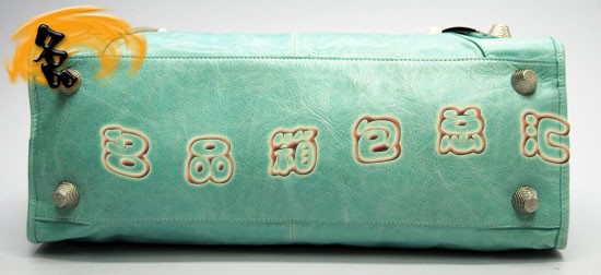 173082A  Balenciagaμ  M(jn)ţƤ(jng)r(sh)Ů C(j)܇ ˮGɫ