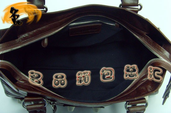173082A  Balenciagaμ M(jn)ţƤ(jng)r(sh)Ů  ɫ
