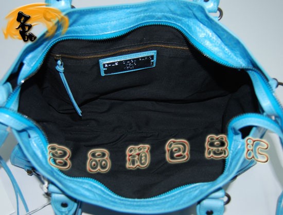 115748S  ҆μ BalenciagaC(j)܇ M(jn)Ƥ(jng)Ů  {(ln)ɫ