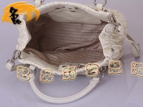 BN1791 _(d)¿ްƤr(sh)Ůʿe Prada Pradaб ɫ