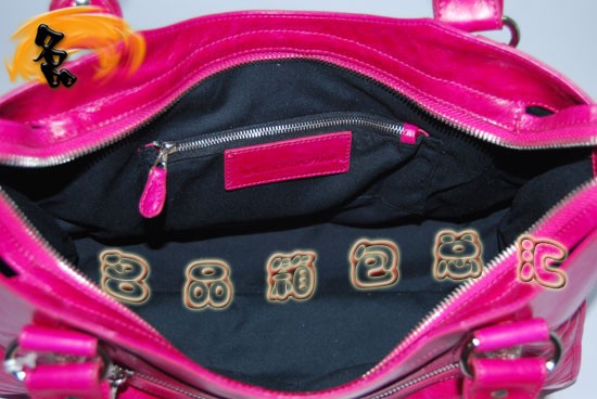 173084A  Balenciagaμ  M(jn)ţƤ(jng)r(sh)Ů C(j)܇ õtɫ