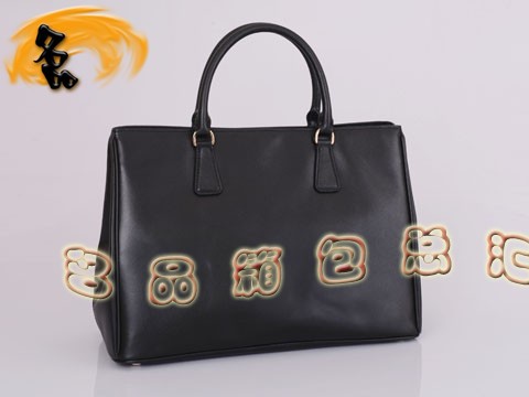 BN1844  ՙ4 ְ Pradaʮּy Ů _(d) Prada ɫ