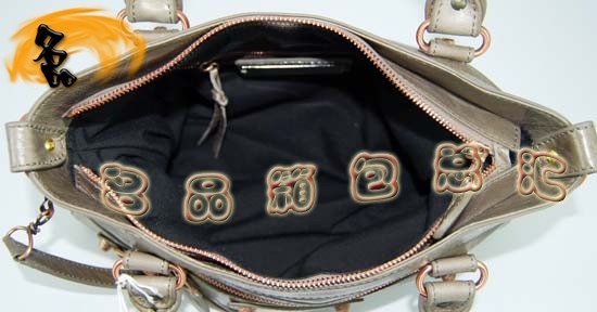 240557C  ҆μ M(jn)Ƥr(sh)Ů BalenciagaC(j)܇  yɫ