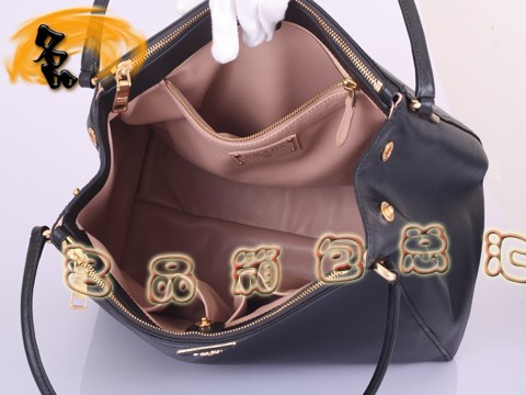 BR4401  _(d) ¿r(sh)Ůʿe Prada M(jn)ţƤŮ ɫ