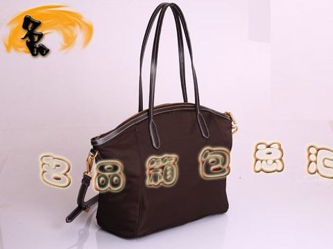 BR4664  Pradaμ ¿Ůʿe _(d)б M(jn)^ţƤŮ ɫ