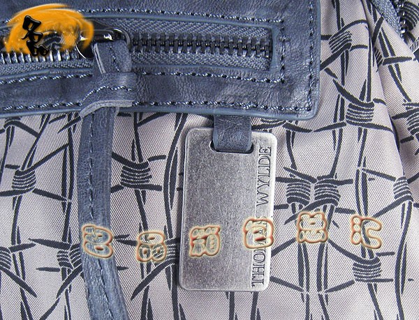 0153   R˹¿μ ȫƤr(sh)Ů THOMAS WYLDE t^μ
