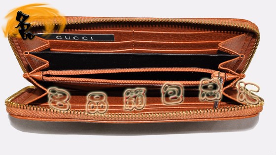 112724  GuccipGX ŮʿL(zhng)X Guccir(sh)eŮ GucciX ɫ