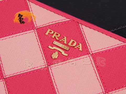 1M0506 Prada¿ X PradaʮּyţƤX _(d)L(zhng)XA õtɫ