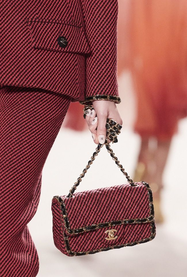 Chanel ƼtɫTweed ϾYClassic Flap ϵִۃr(ji)