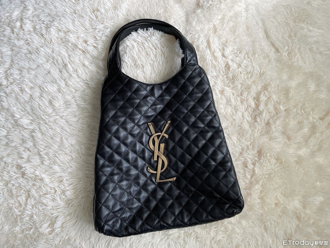 YSL ICARE Dӛtzz