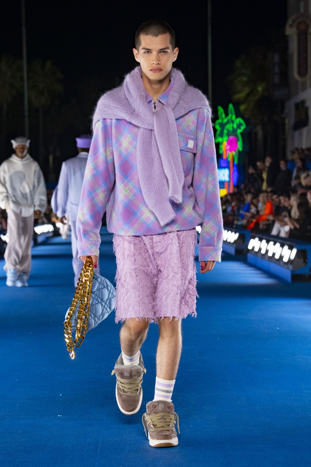 Dior 2023bϵ-AL(fng)R